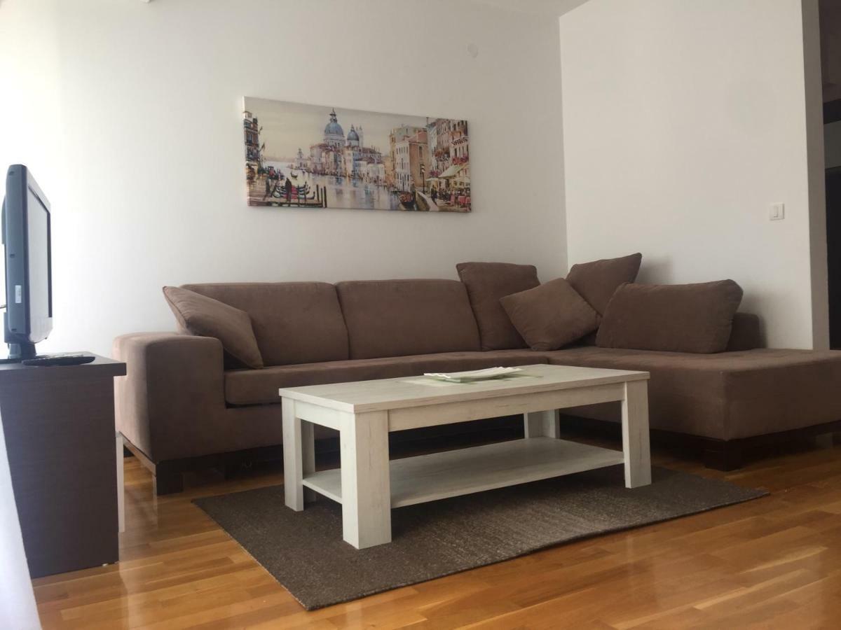City & Sea Apartments Будва Екстер'єр фото